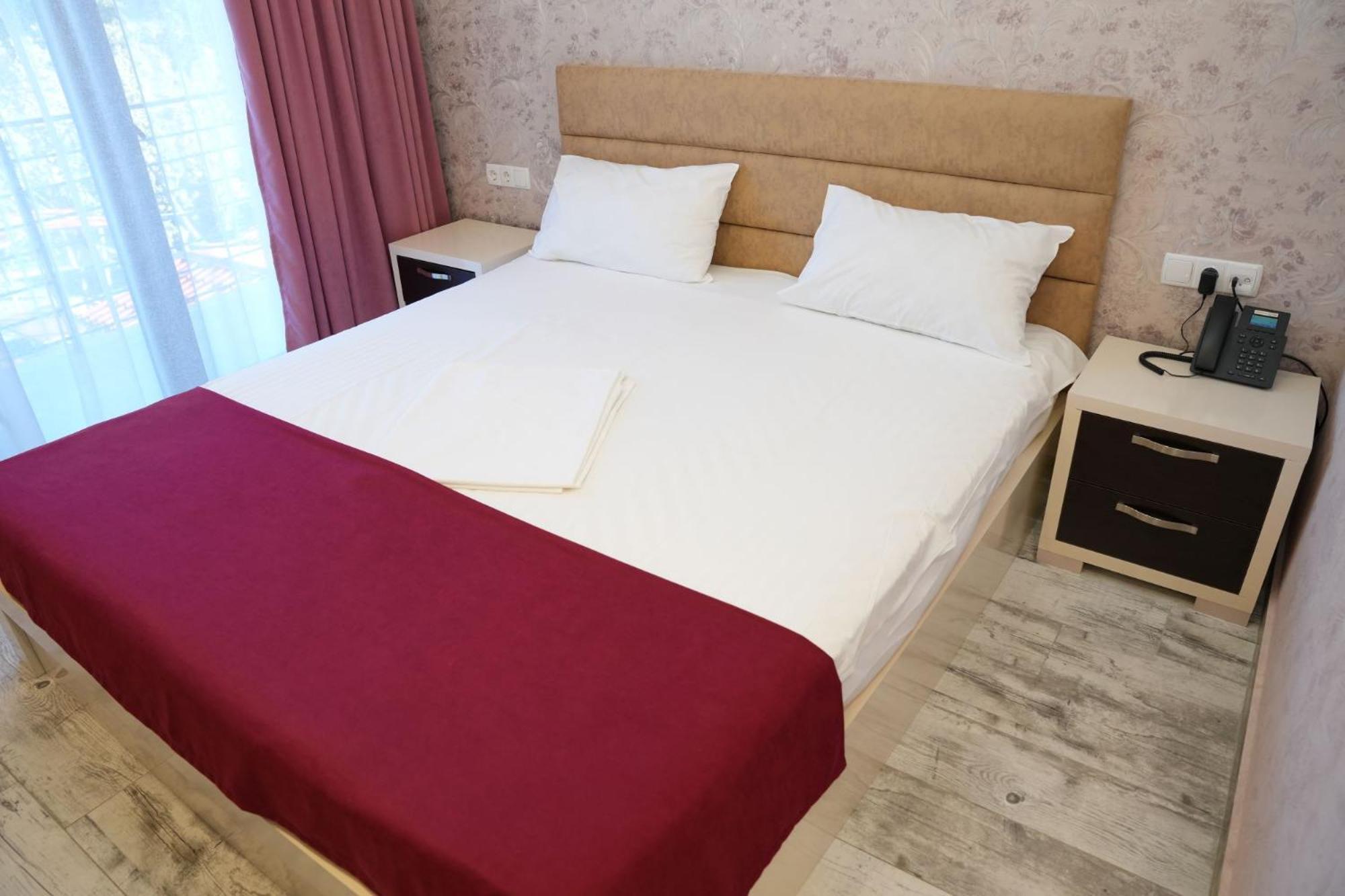 Sierra Hotel Tbilisi Eksteriør billede