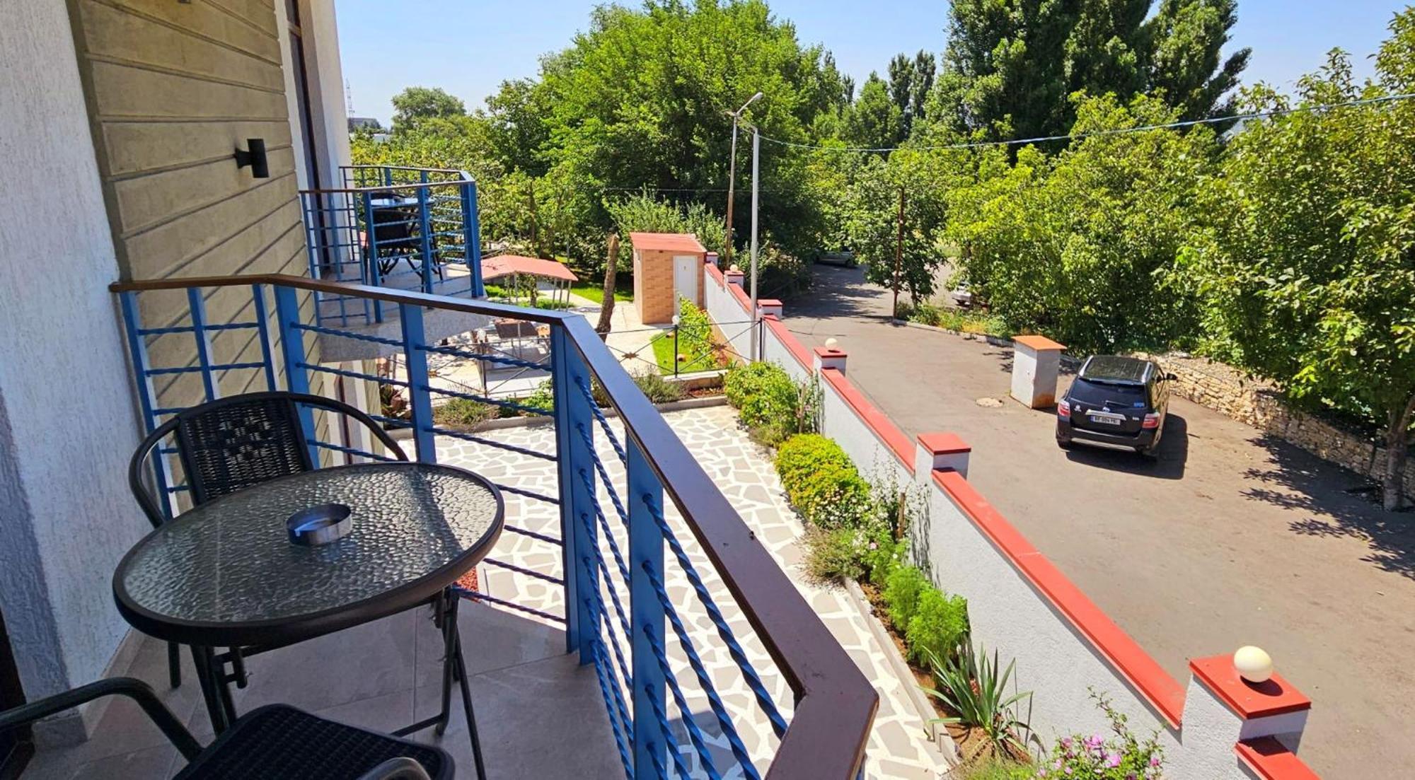 Sierra Hotel Tbilisi Eksteriør billede