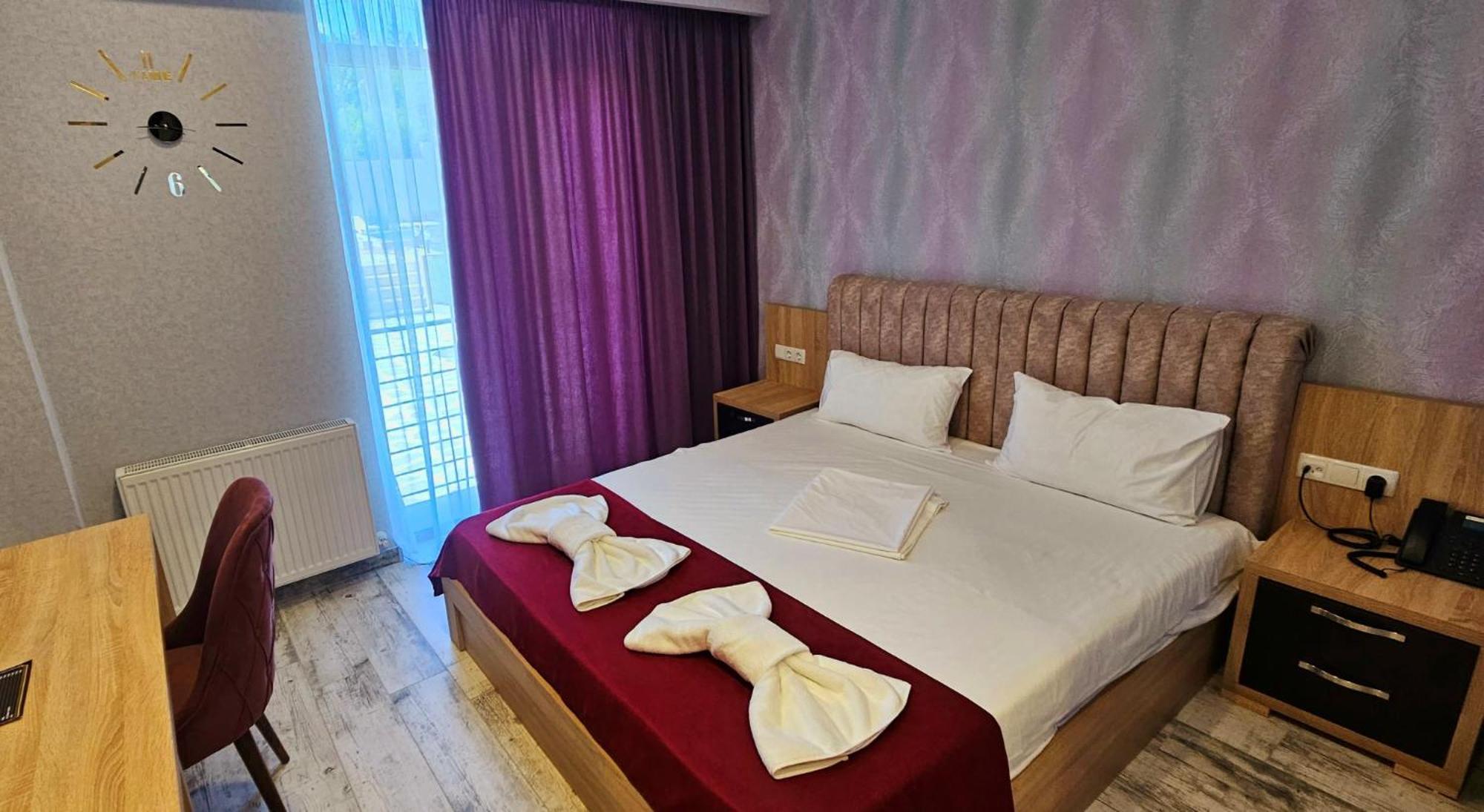 Sierra Hotel Tbilisi Eksteriør billede